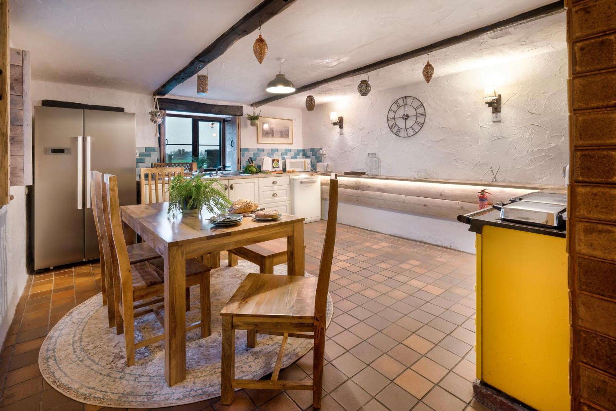 The Gilpin Farmhouse, Lake District Getaway Levens Bagian luar foto