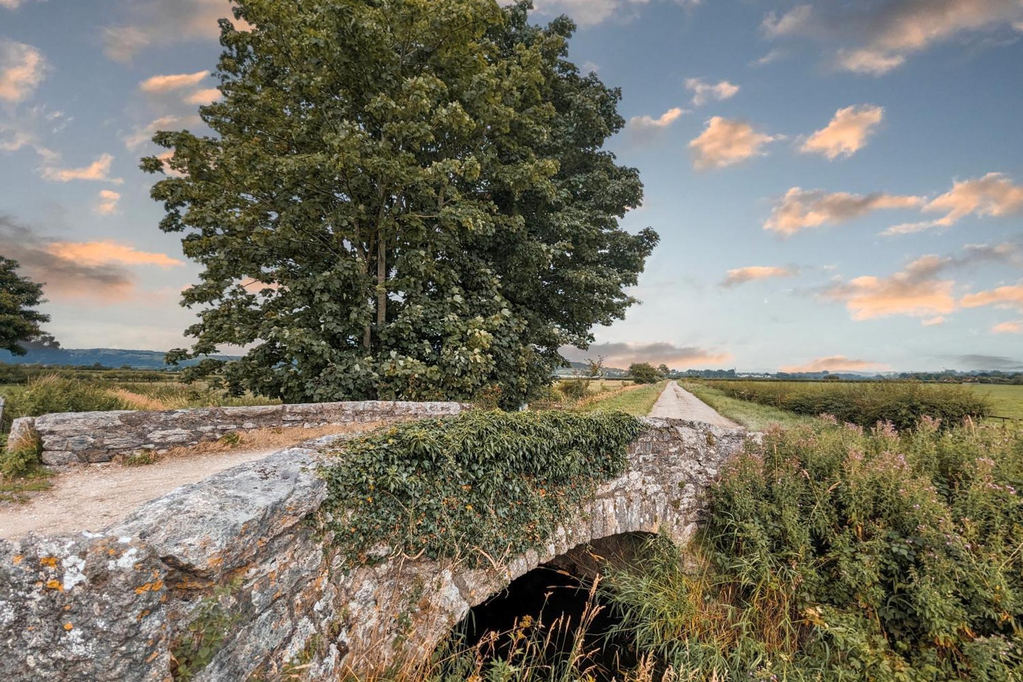 The Gilpin Farmhouse, Lake District Getaway Levens Bagian luar foto