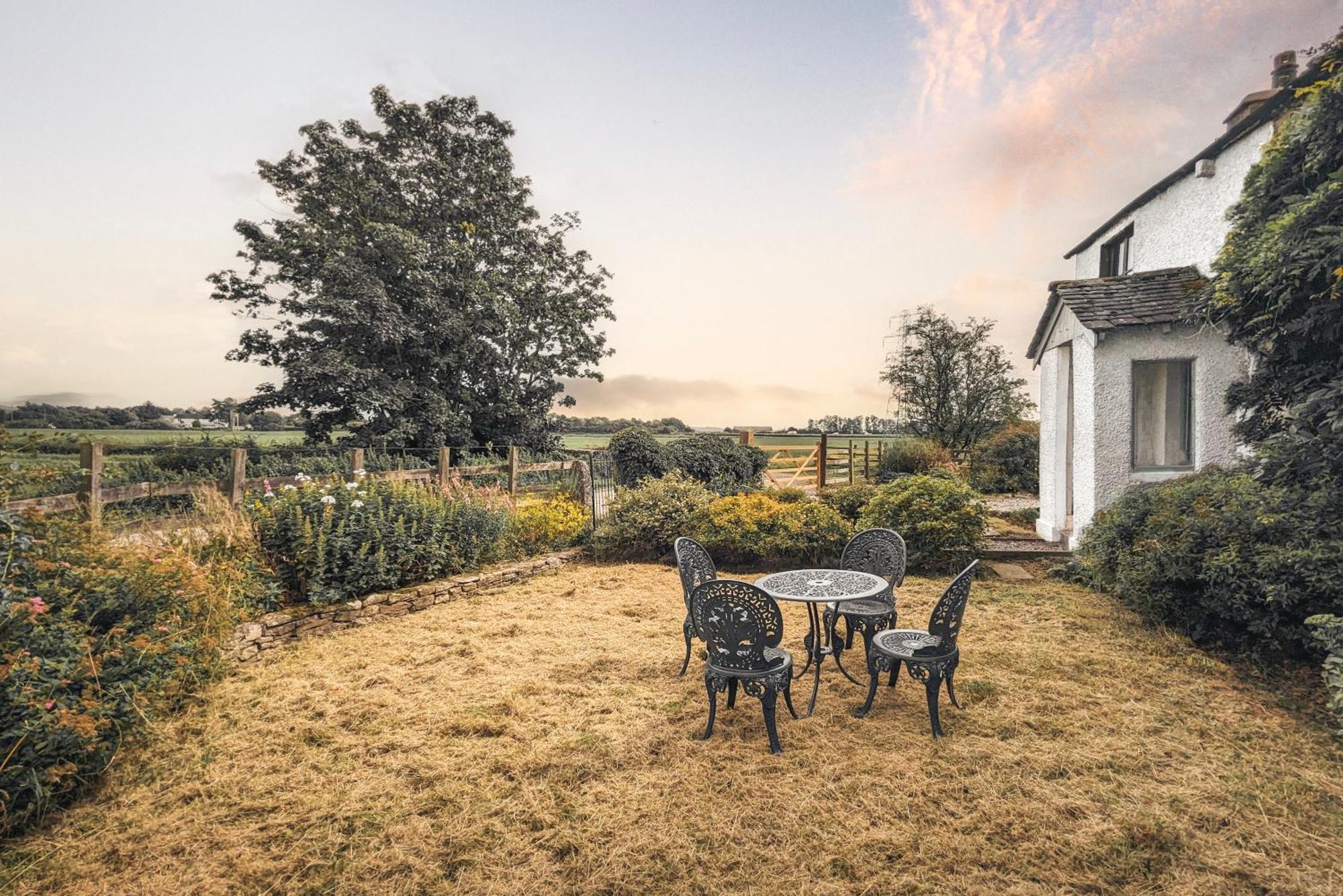 The Gilpin Farmhouse, Lake District Getaway Levens Bagian luar foto